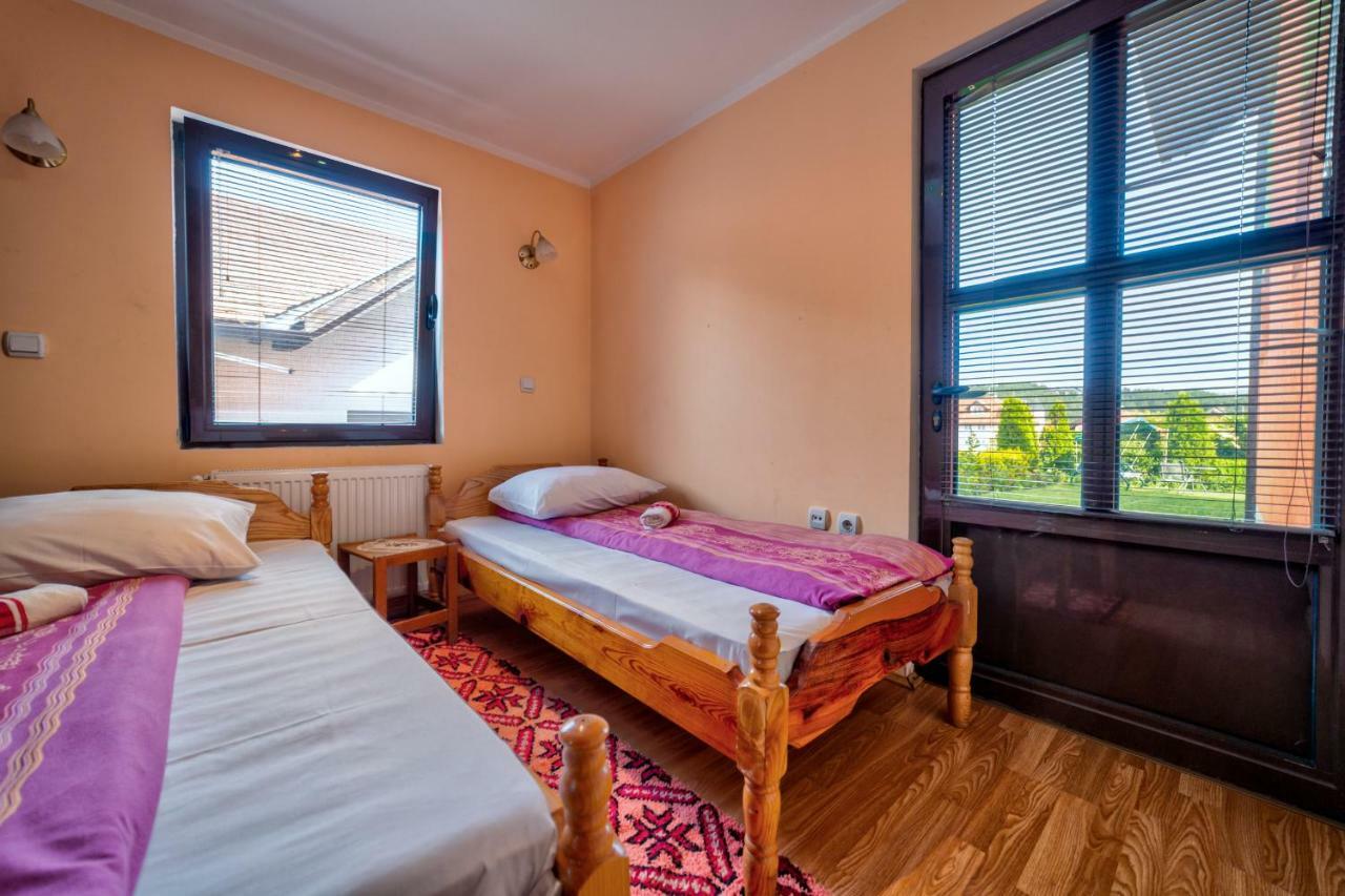 Kuca Za Odmor Zunic Hotel Zlatibor Exterior photo